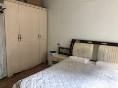 东街 1500元/月  2室1厅1卫