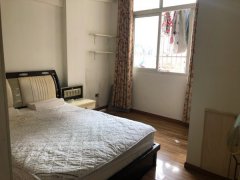 东街 1500元/月  2室1厅1卫