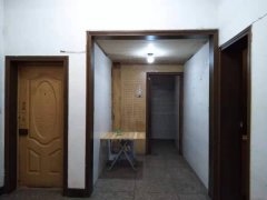 其他小区 1500元/月  2室1厅1卫