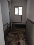 其他小区 面议  3室2厅1卫 清水