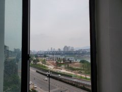 金江大厦 1800元/月  3室2厅1卫