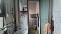 老城区主干道  金玉街 文星街交叉口 （二芊网吧巷内）