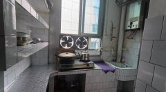 老城区主干道  金玉街 文星街交叉口 （二芊网吧巷内）